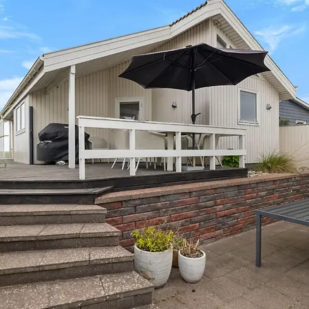 Aswith - 5m From The Sea By Interhome Feriehus